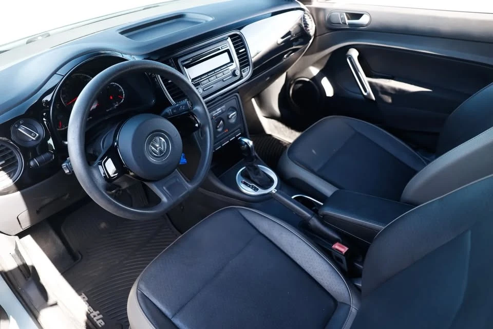 2015 Volkswagen A5 Beetle - Image 6 of 7