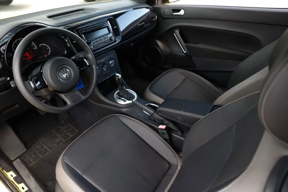 2015 Volkswagen A5 Beetle - Image 16 of 20