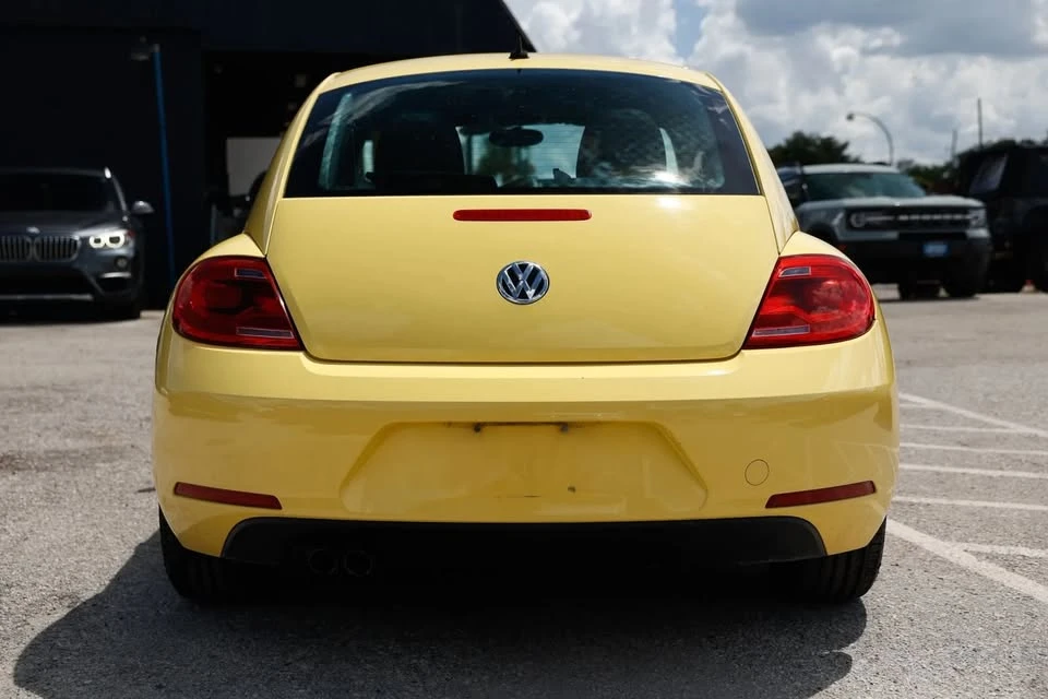2015 Volkswagen A5 Beetle - Image 5 of 20