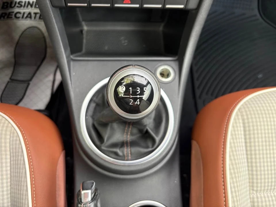 2015 Volkswagen A5 Beetle - Image 19 of 20