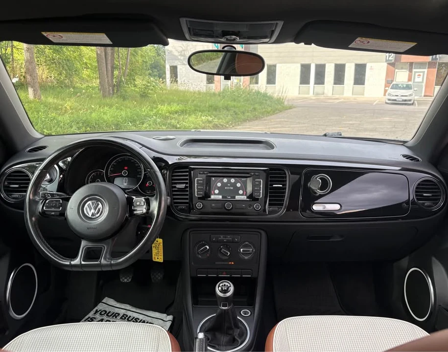 2015 Volkswagen A5 Beetle - Image 14 of 20
