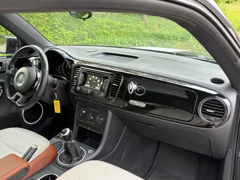 2015 Volkswagen A5 Beetle - Image 10 of 20