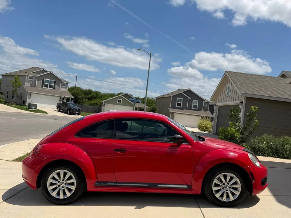 2015 Volkswagen A5 Beetle - Image 5 of 12