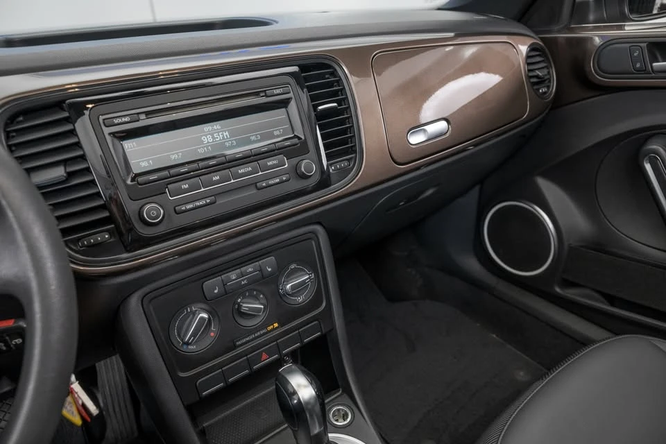2015 Volkswagen A5 Beetle - Image 19 of 20