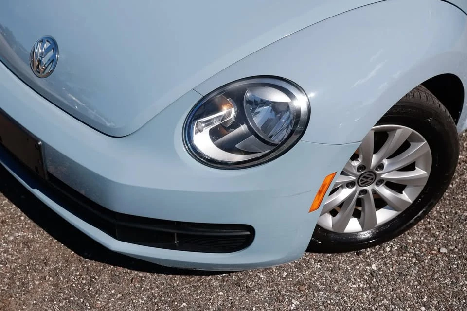 2015 Volkswagen A5 Beetle - Image 14 of 20