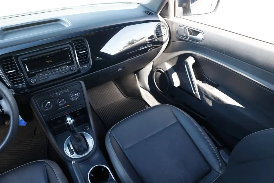 2015 Volkswagen A5 Beetle - Image 12 of 20