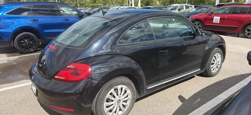 2015 Volkswagen A5 Beetle - Image 5 of 9
