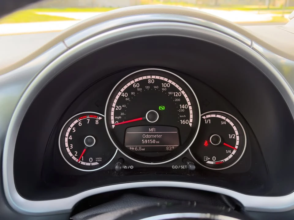 2015 Volkswagen A5 Beetle - Image 11 of 18