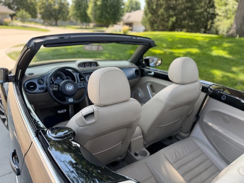 2015 Volkswagen A5 Beetle - Image 8 of 18