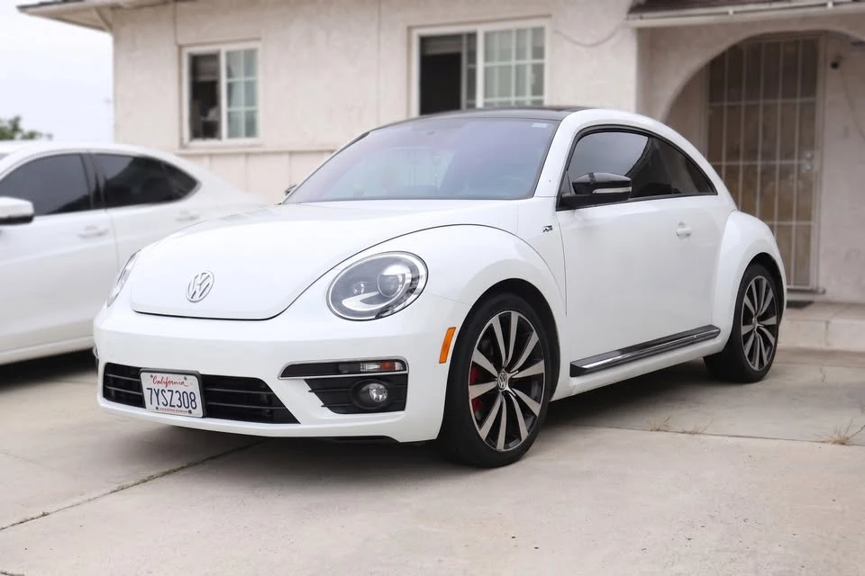 2015 Volkswagen A5 Beetle - Image 2 of 12