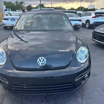 2015 Volkswagen Beetle · R-Line Hatchback 2D
