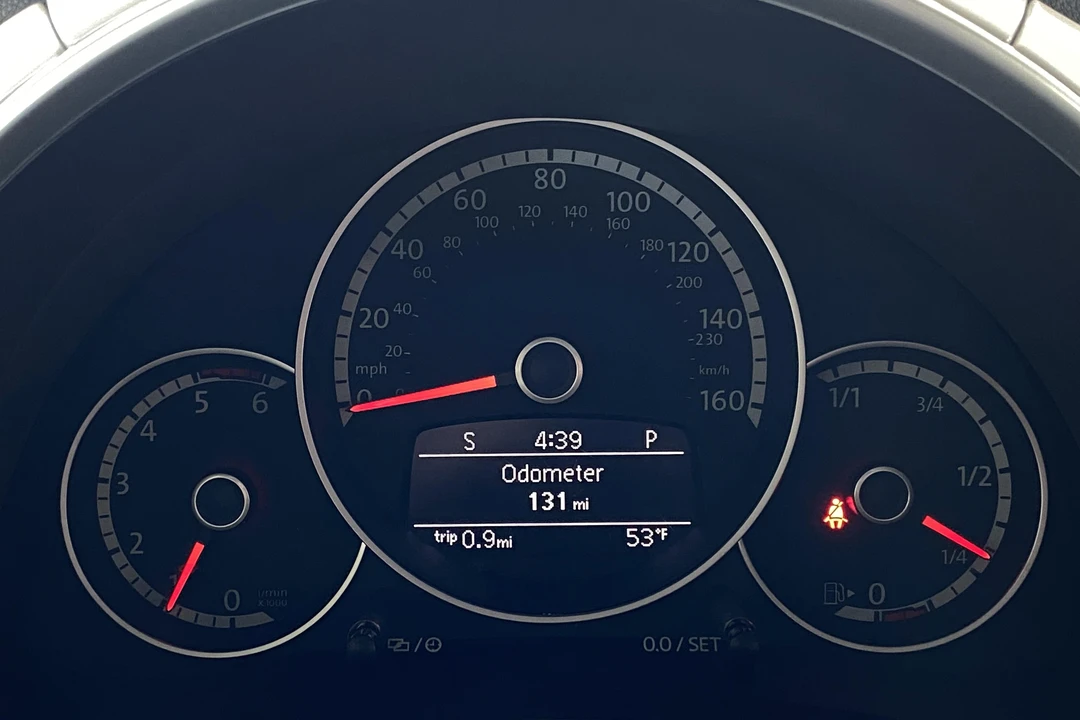 2015 Volkswagen A5 Beetle - Image 9 of 9