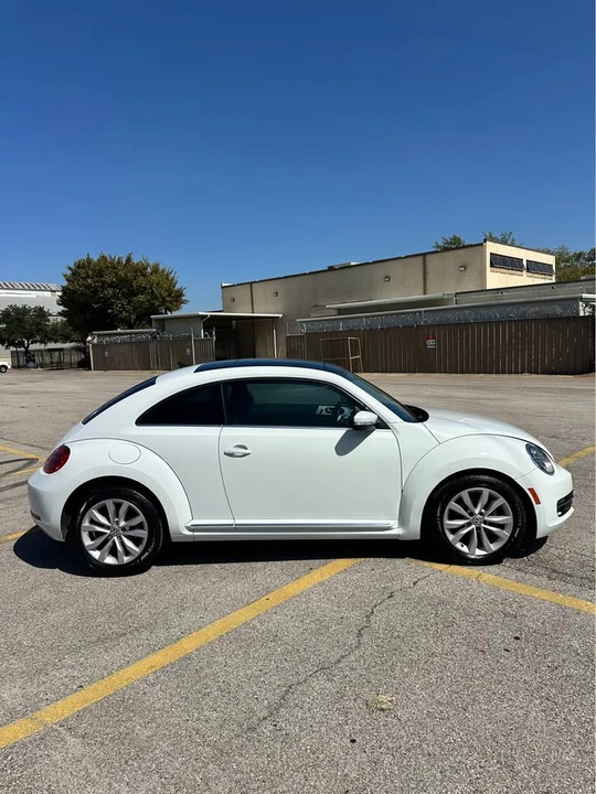 2015 Volkswagen A5 Beetle - Image 5 of 20
