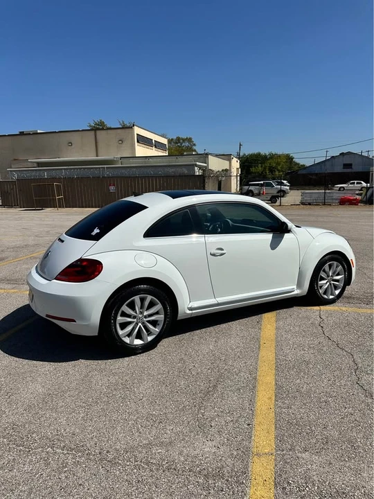 2015 Volkswagen A5 Beetle - Image 8 of 20