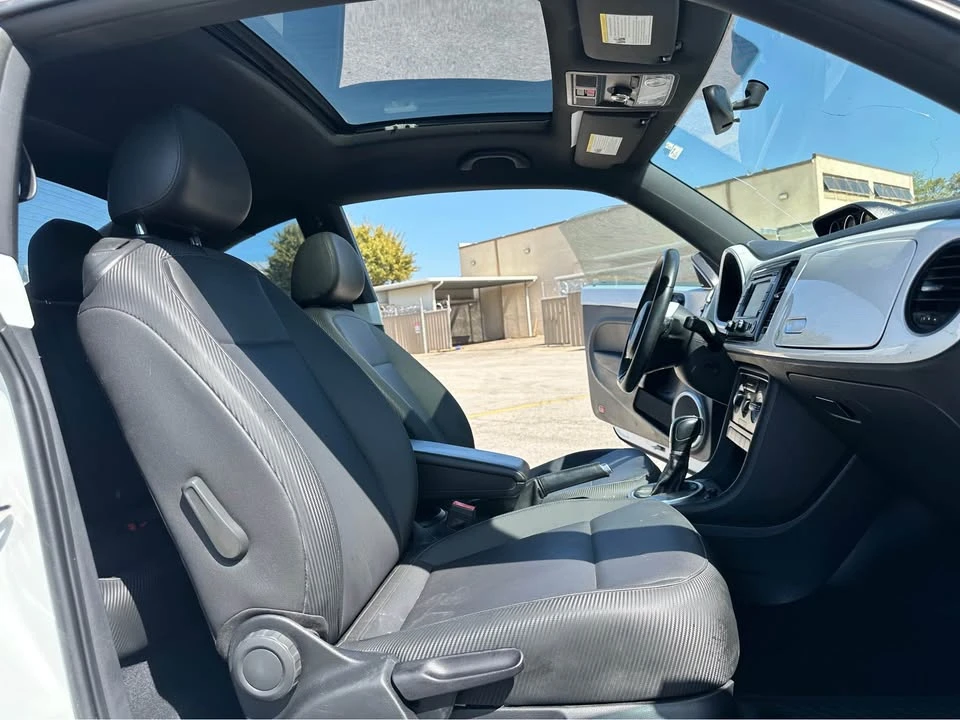 2015 Volkswagen A5 Beetle - Image 12 of 20