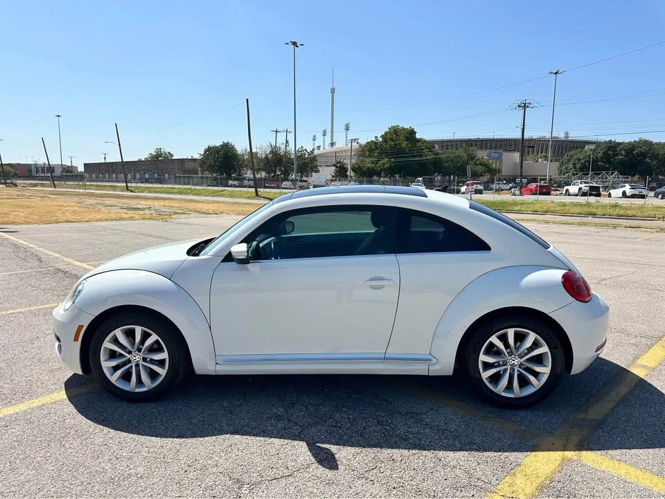 2015 Volkswagen A5 Beetle - Image 6 of 20