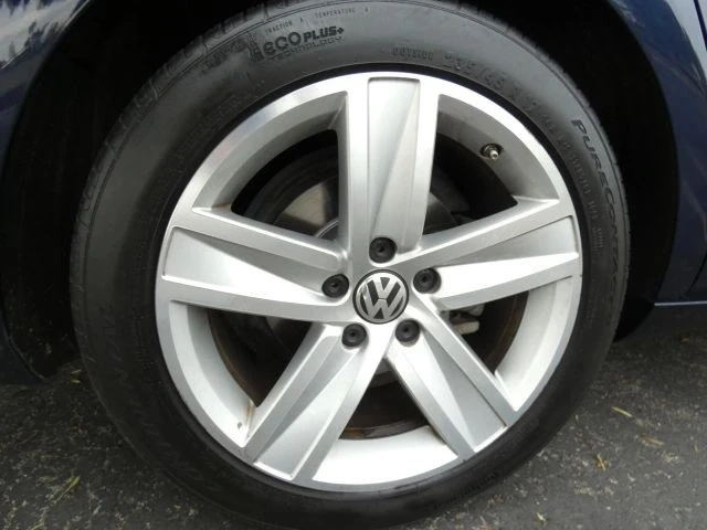 2015 Volkswagen CC - Image 19 of 21