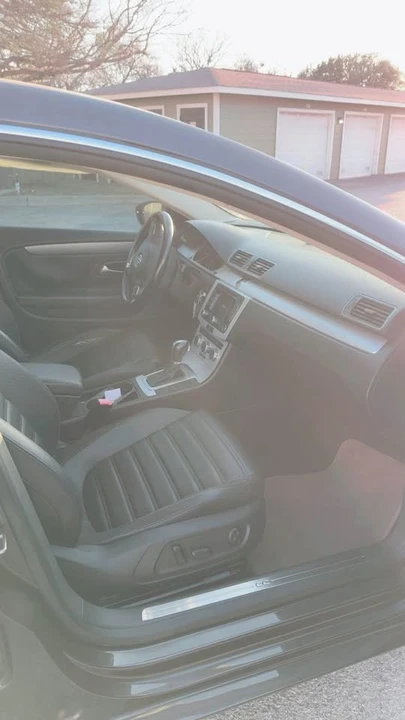 2015 Volkswagen CC - Image 9 of 11