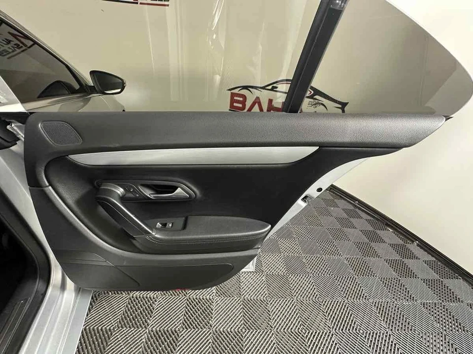 2015 Volkswagen CC - Image 19 of 21