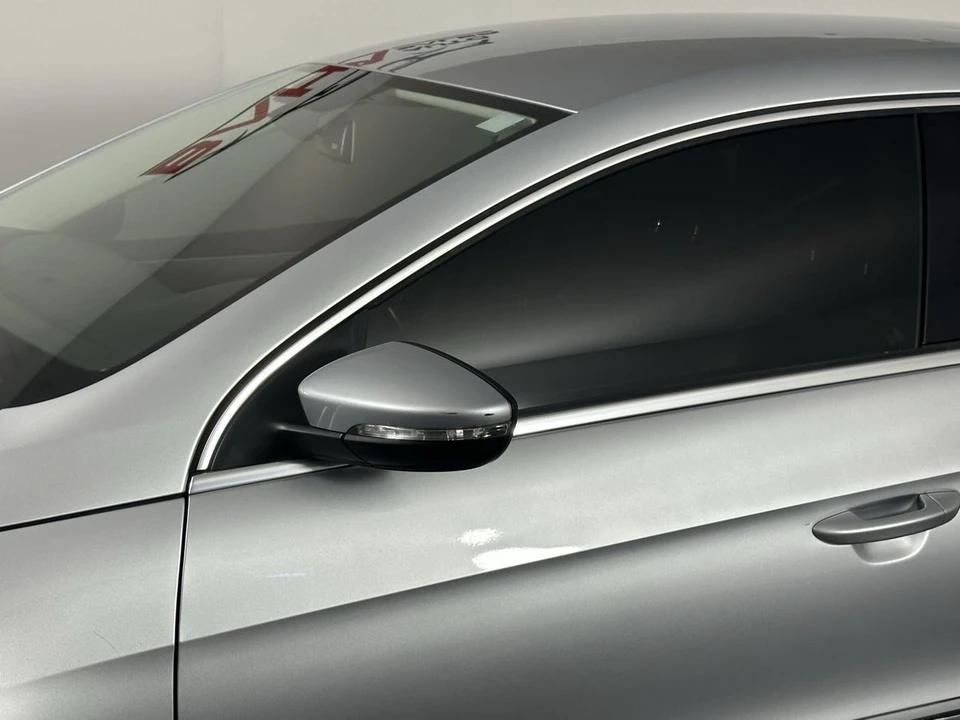 2015 Volkswagen CC - Image 14 of 21