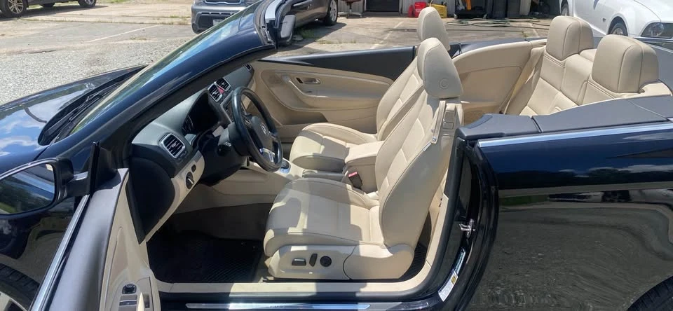 2015 Volkswagen Eos - Image 14 of 16