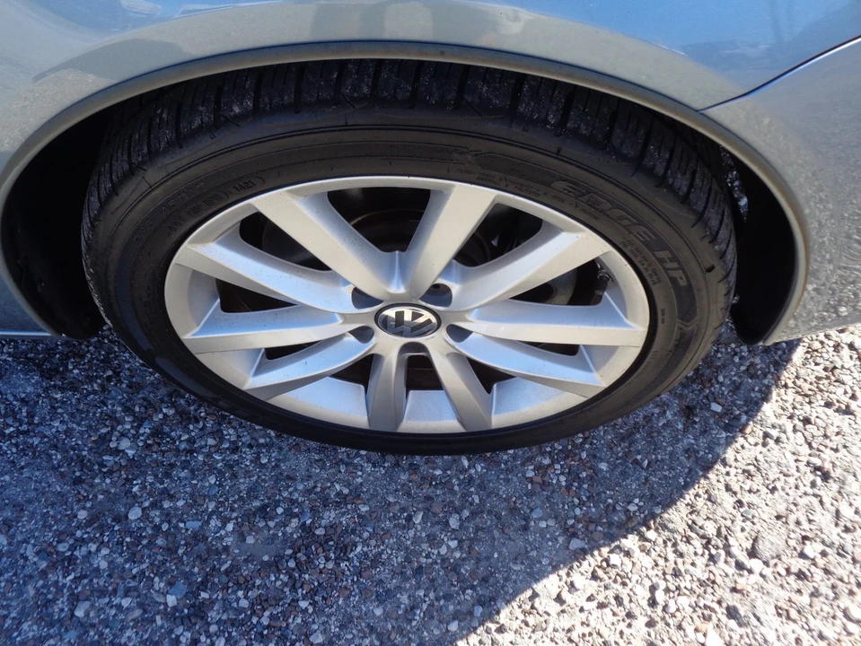 2015 Volkswagen Eos - Image 16 of 21