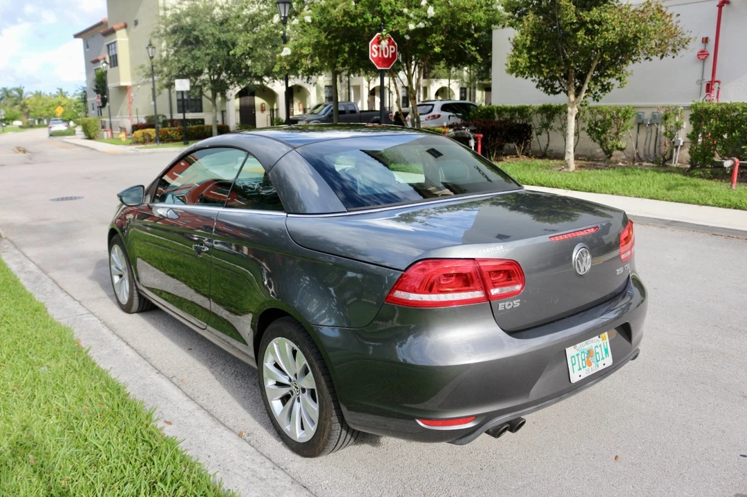 2015 Volkswagen Eos - Image 15 of 21