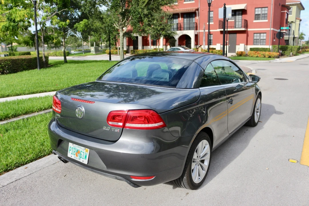 2015 Volkswagen Eos - Image 14 of 21
