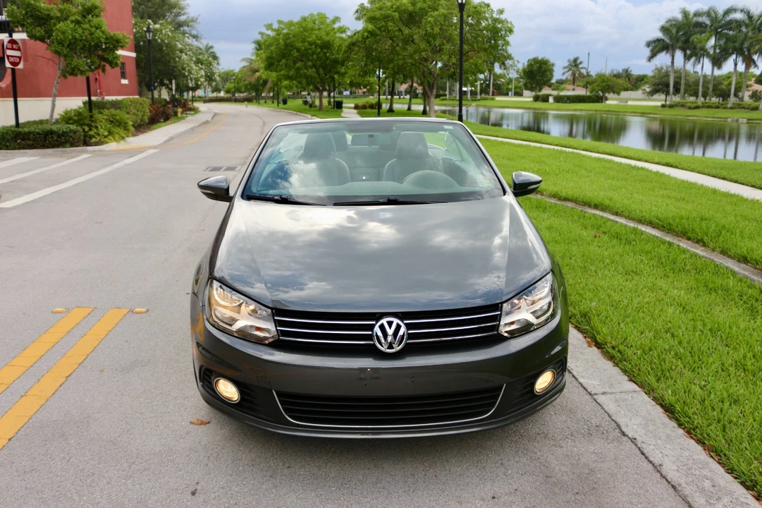 2015 Volkswagen Eos - Image 9 of 21