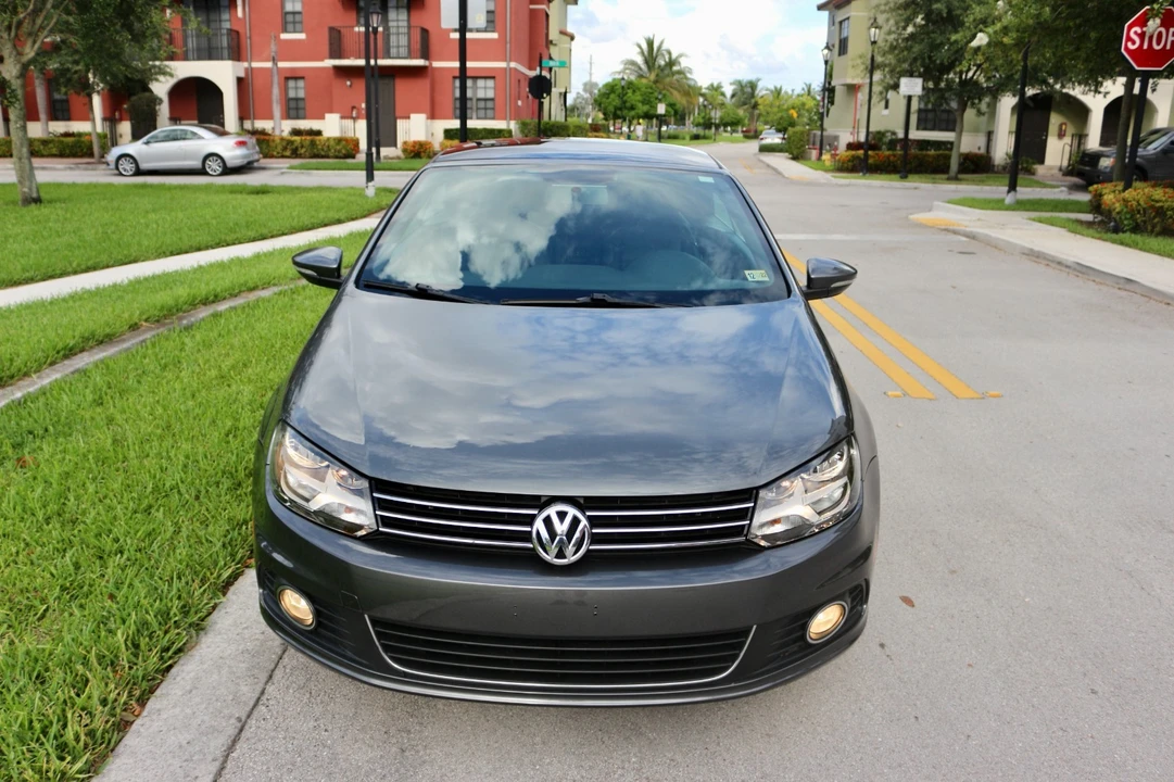 2015 Volkswagen Eos - Image 18 of 21