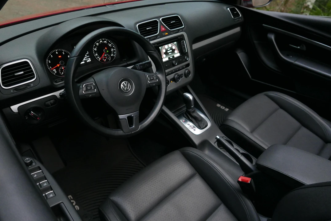2015 Volkswagen Eos - Image 26 of 31