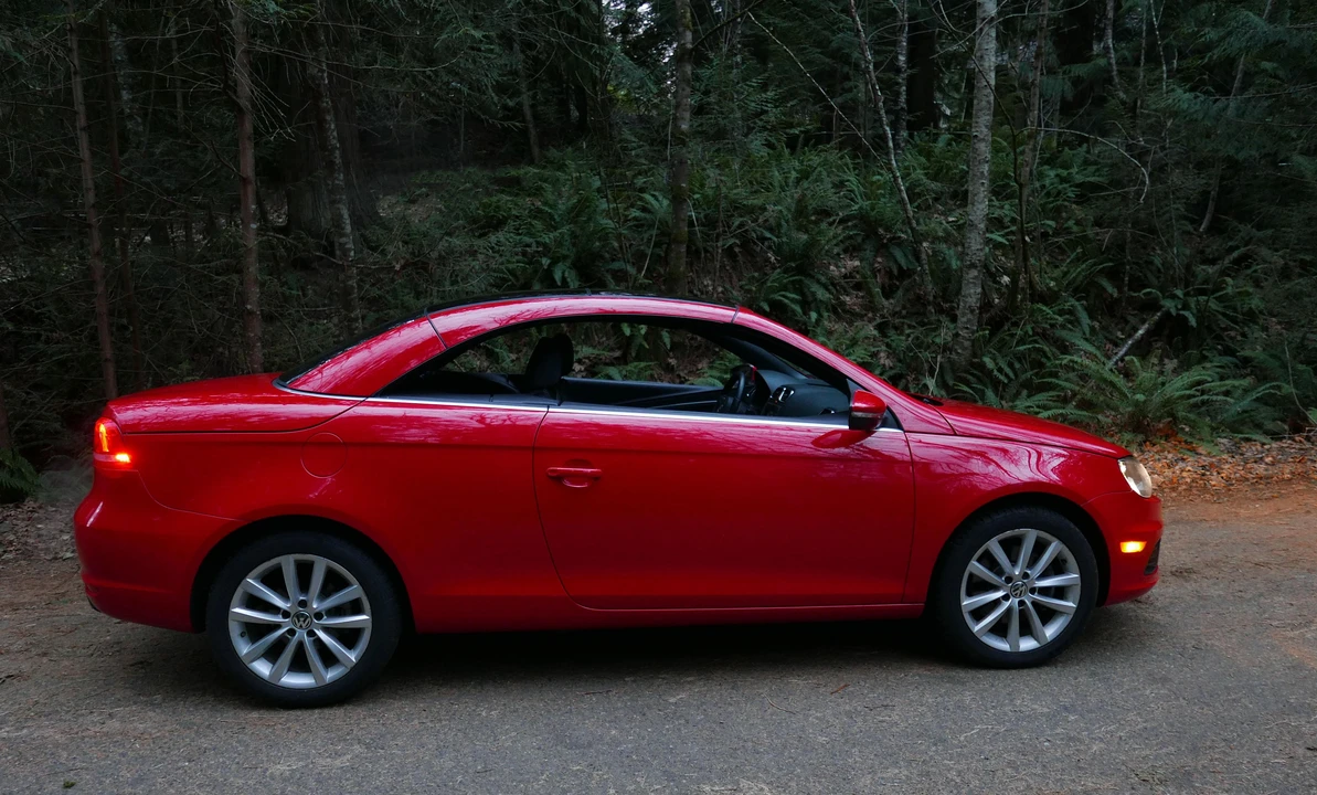 2015 Volkswagen Eos - Image 9 of 31