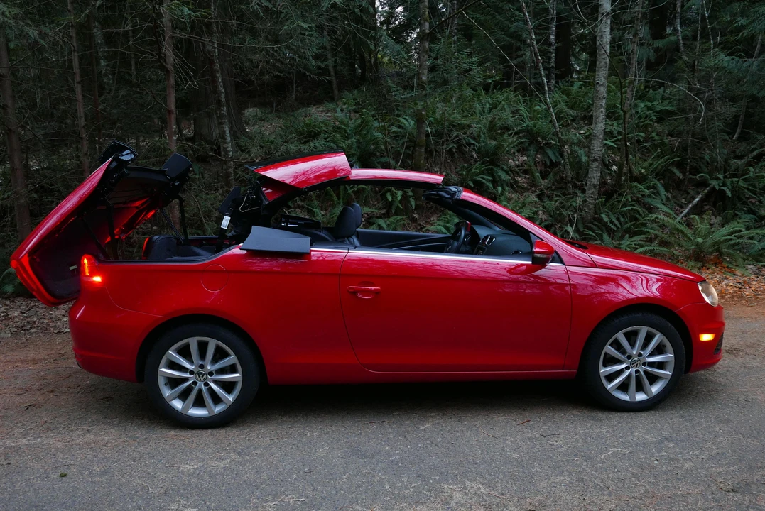 2015 Volkswagen Eos - Image 3 of 31