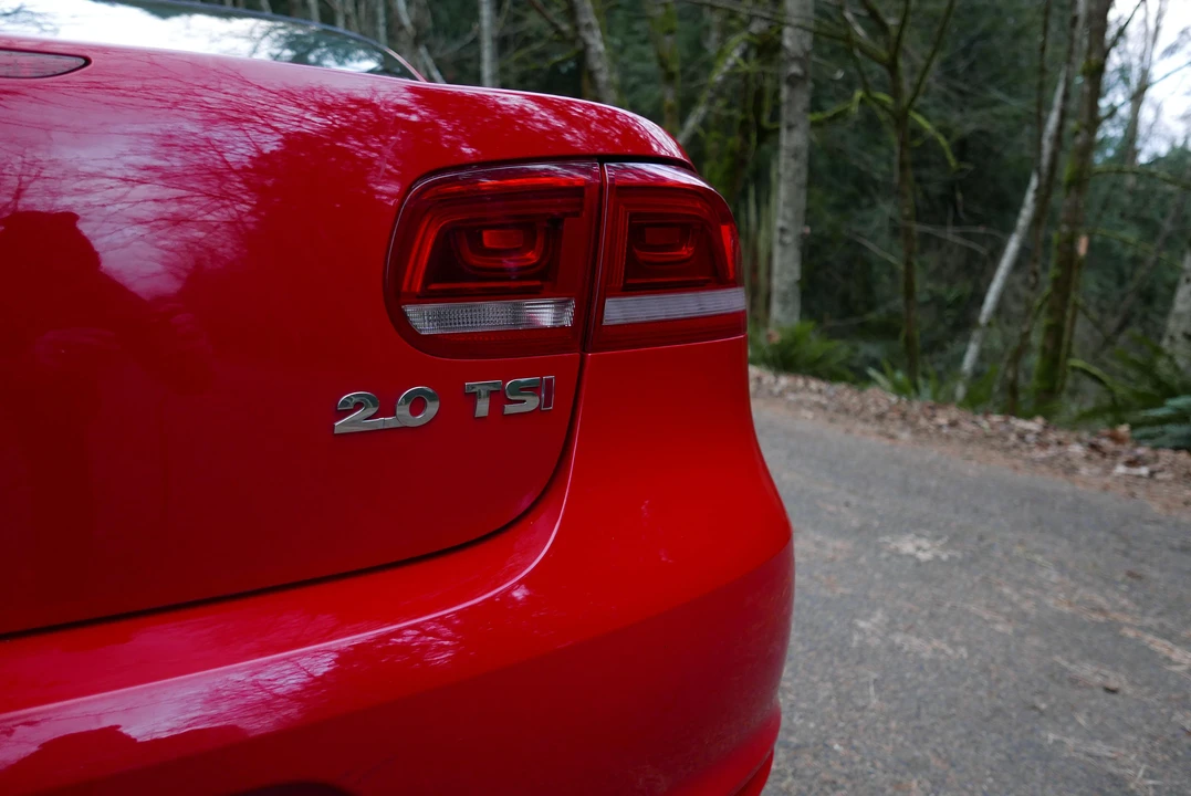2015 Volkswagen Eos - Image 12 of 31