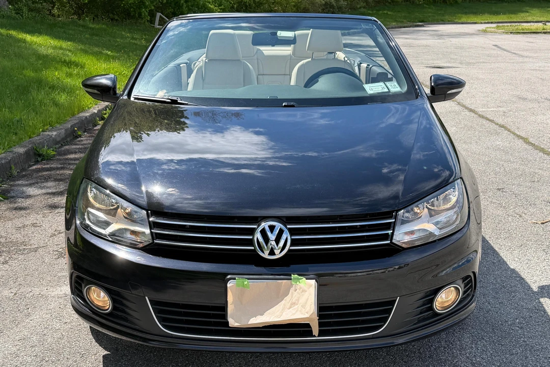 2015 Volkswagen Eos - Image 2 of 31