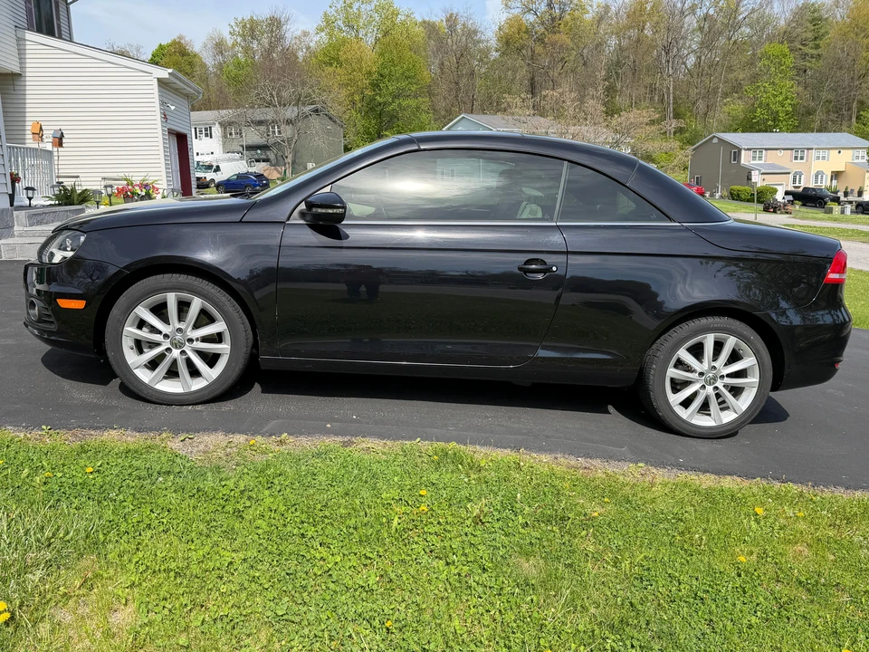 2015 Volkswagen Eos - Image 21 of 31