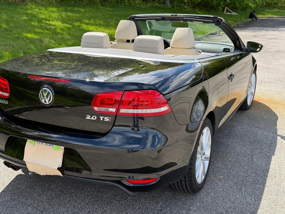 2015 Volkswagen Eos - Image 10 of 31