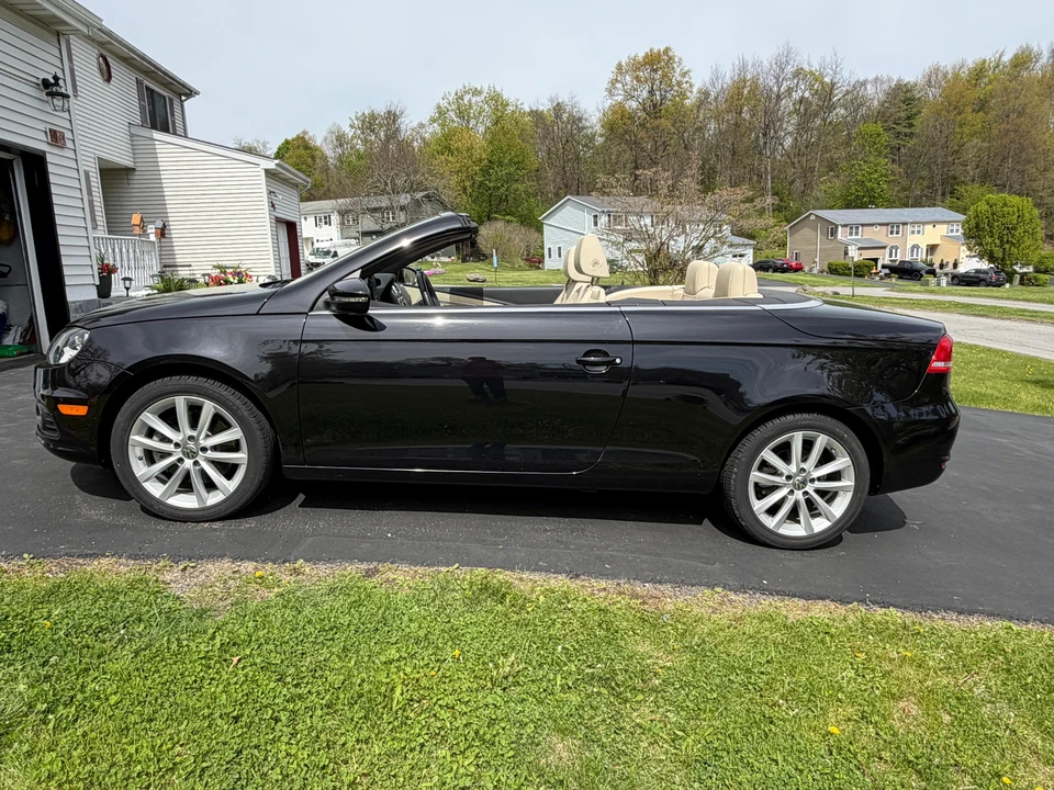 2015 Volkswagen Eos - Image 8 of 31
