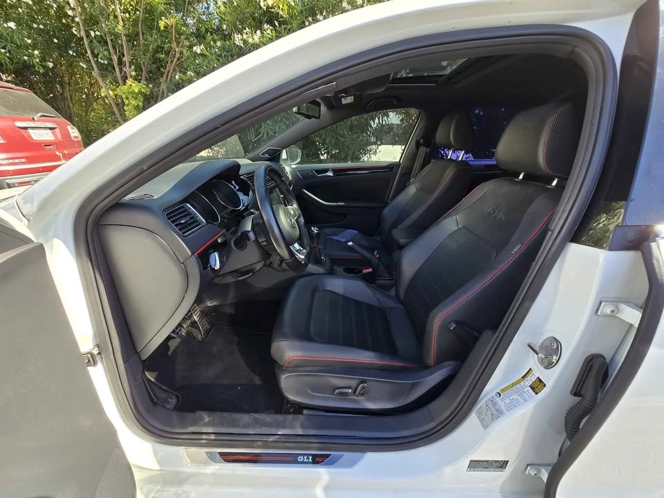 2015 Volkswagen A6 Jetta - Image 5 of 20