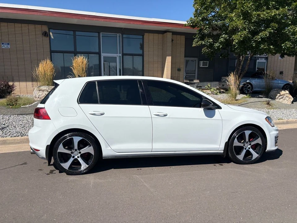 2015 Volkswagen GTI Mk7 - Image 24 of 31
