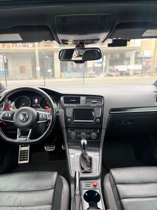 2015 Volkswagen GTI Mk7 - Image 10 of 17