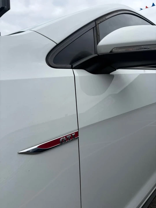 2015 Volkswagen GTI Mk7 - Image 7 of 17