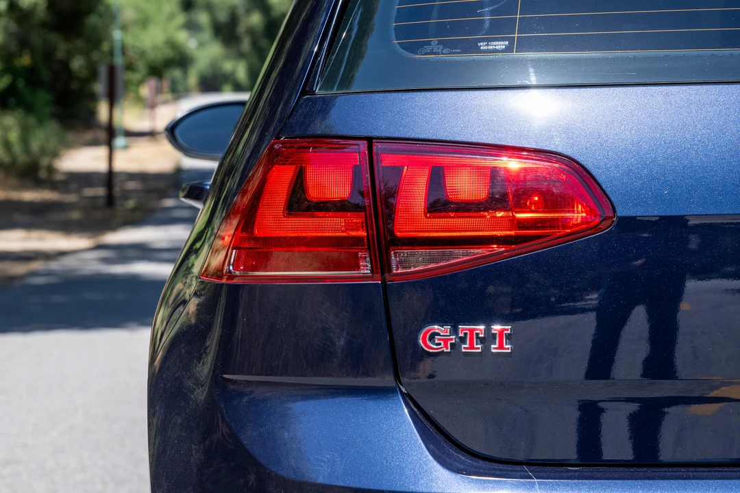 2015 Volkswagen GTI Mk7 - Image 19 of 31