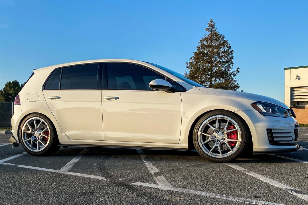 2015 Volkswagen GTI Mk7 - Image 16 of 31