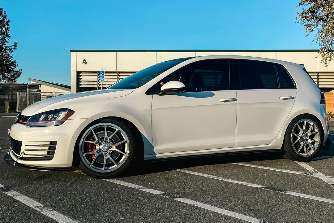 2015 Volkswagen GTI Mk7 - Image 8 of 31