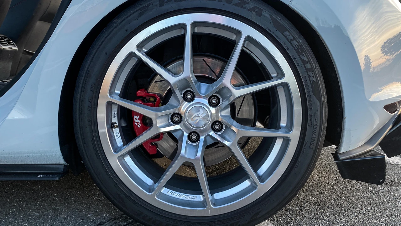 2015 Volkswagen GTI Mk7 - Image 28 of 31