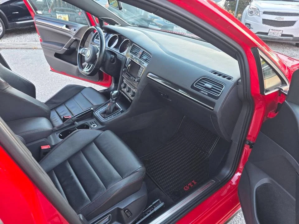 2015 Volkswagen GTI Mk7 - Image 11 of 16