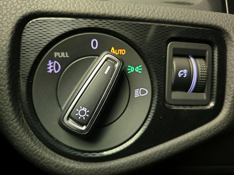 2015 Volkswagen GTI Mk7 - Image 14 of 27