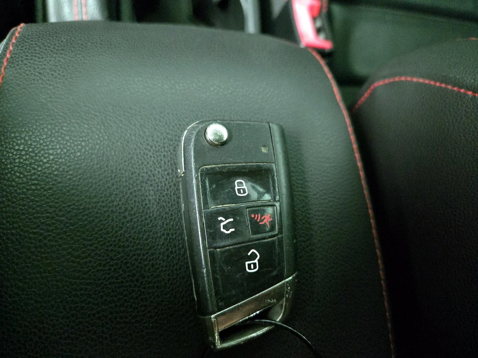 2015 Volkswagen GTI Mk7 - Image 24 of 27