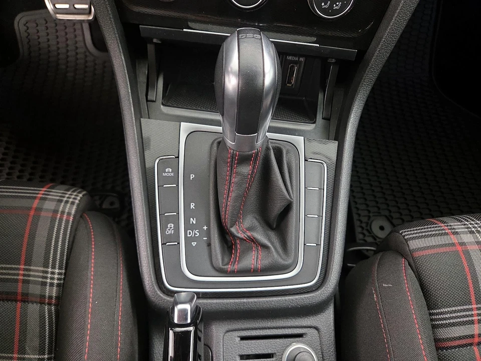 2015 Volkswagen GTI Mk7 - Image 17 of 25